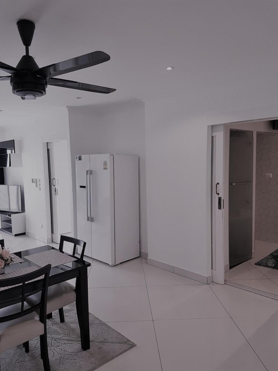 Hotel Vtsix At View Talay 6 Pattaya
