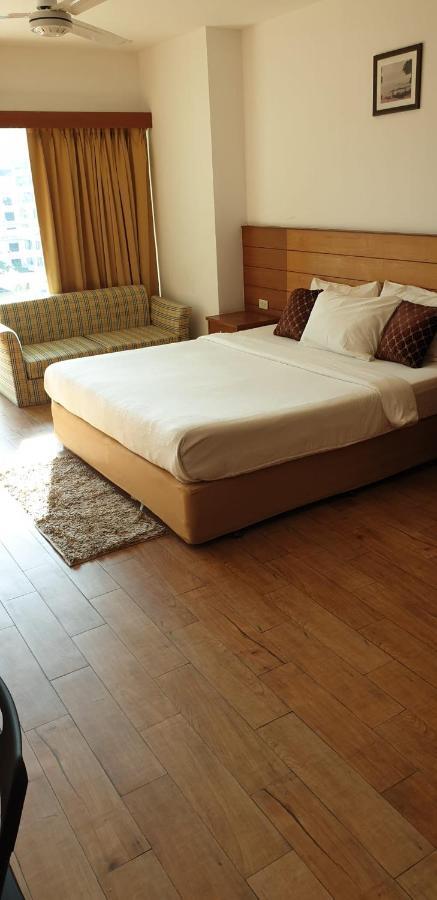 Hotel Vtsix At View Talay 6 4*